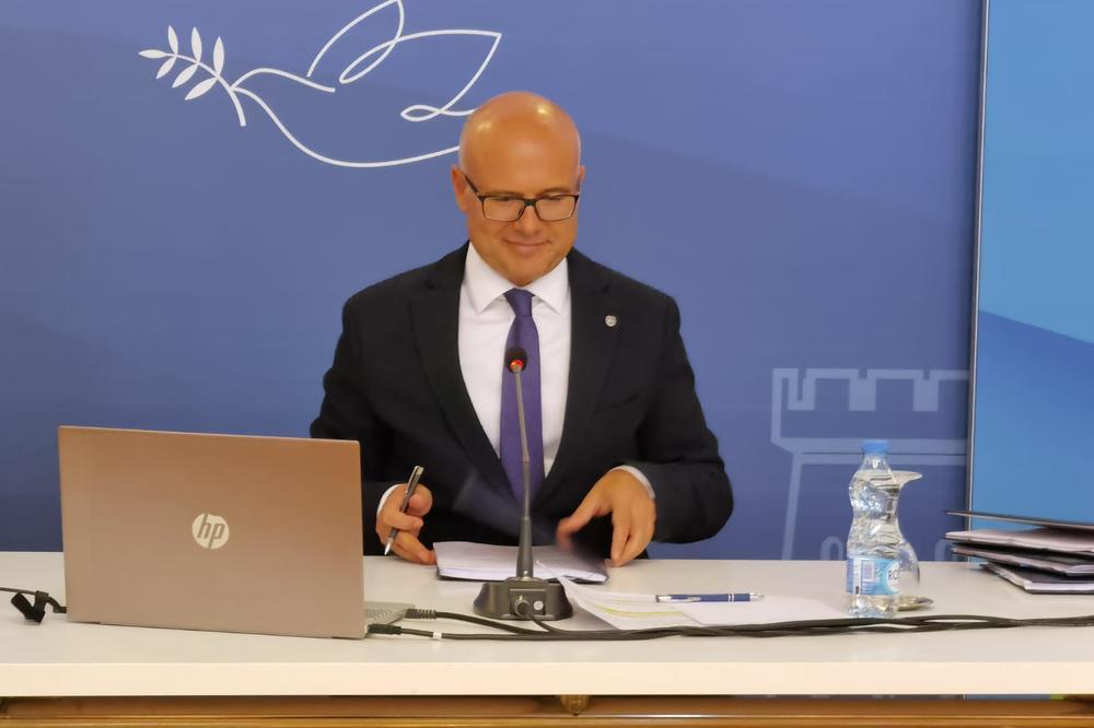 Vučević: Trudimo se da izgradnja novog mosta u Novom Sadu bude završena u optimalnom periodu