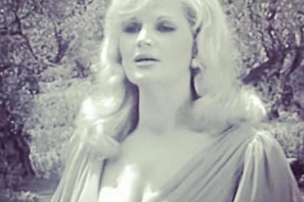 TEŠKO DETINJSTVO, JOŠ TEŽE ODRASTANJE I NA KRAJU SMRT! Naša pevačica se zaljubila, on otišao sa glumicom, ona umrla