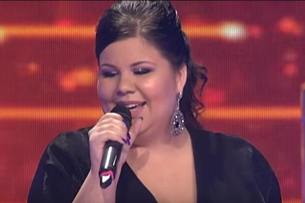 KRSTINJA IZ ZVEZDA GRANDA DRASTIČNO SMRŠALA, PA OBUKLA KUPAĆI: Kakvo telo, POLA JE NEMA, kao da nije ona