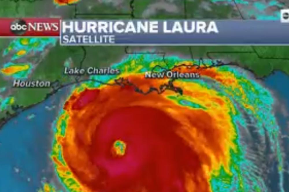 URAGAN ČETVRTE KATEGORIJE PRETI DA RAZORI AMERIKU! Opšta panika, vetar ide preko 200 na sat, snimci sve pokazuju