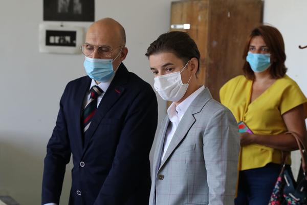 AKO NE BUDEMO DISCIPLONOVANI, ULETEĆEMO U VELIKI PROBLEM: Premijerka otkrila kakva je SITUAICJA s KORONOM u SRBIJI