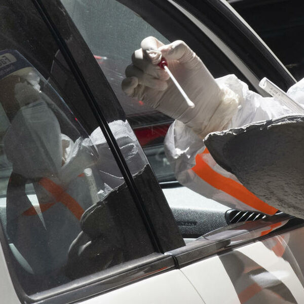 I OD OVOGA ZAVISI DA LI ĆE OSOBA UMRETI OD KORONE: Profesorka objasnila i ko je posebno rizična grupa