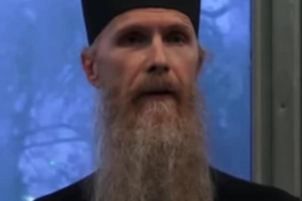 PREPOZNAJETE LI ČLANA NAŠE POPULARNE GRUPE? Bio je bogataš, probao je drogu, a danas je MONAH MANASTIRA OSTROG