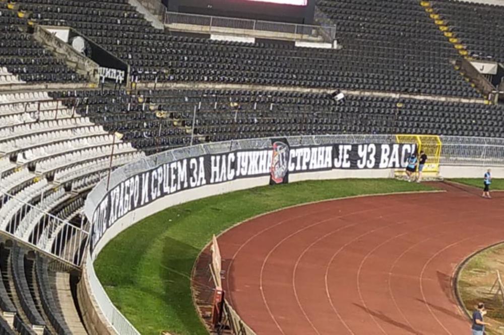 OSVANUO TRANSPARENT NA JUGU PRED RFS: Grobari su rekli svoje!