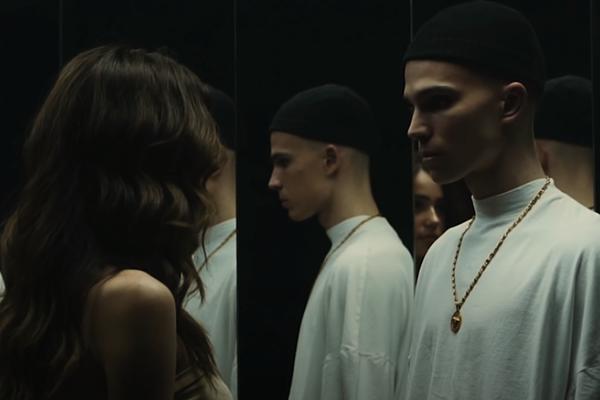 SRAMOTA! Vojaž tražio od fana 300evra da bi mu ispričao zašto je raskinuo sa Breskvicom! Da li je moguće?