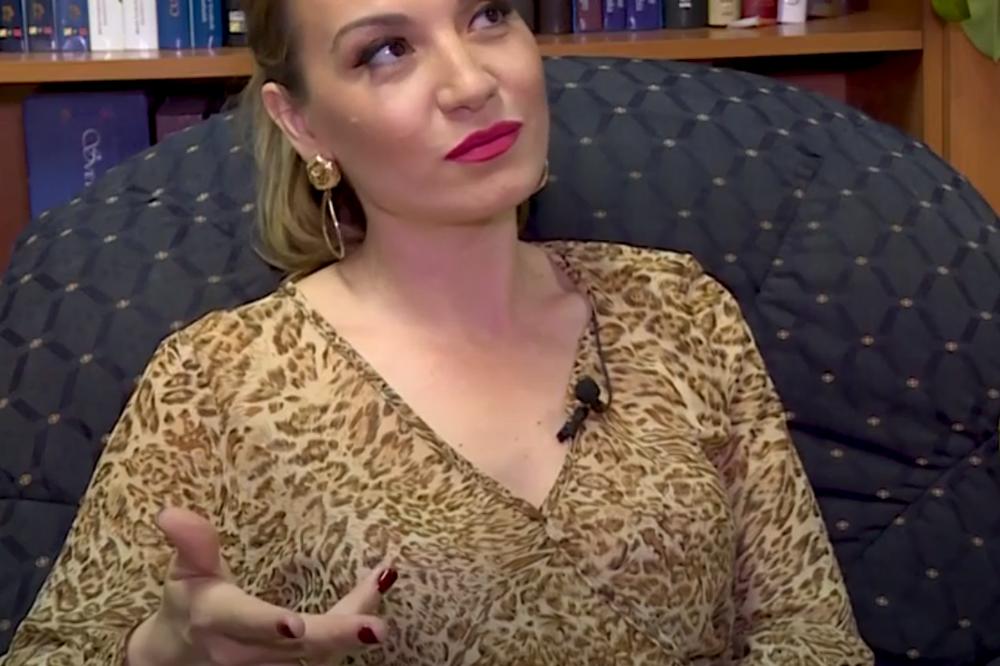 JELENA POSLE 9 GODINA BRAKA SA BOSILJČIĆEM NAGOVORILA I ĆERKU, SVI IH GLEDAJU ŠTA JAVNO RADE! Kako se to ponašaju