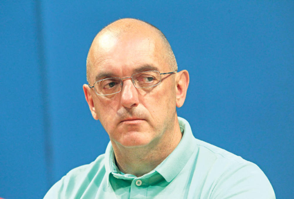 Dragan Dobrašinović  