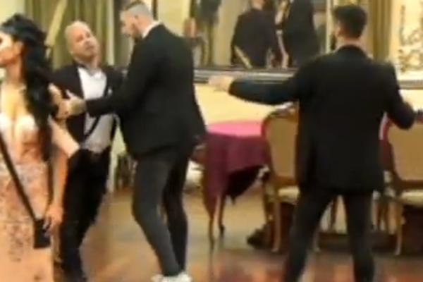 LETELE PESNICE U FINALU PAROVA! Niko nije mogao da spreči JEZIVU TUČU!