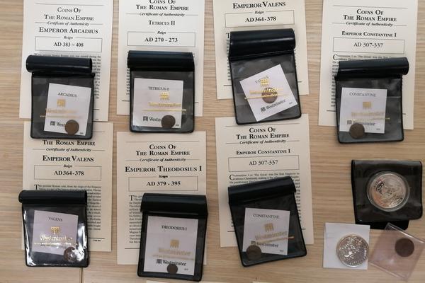 RUMUN U "SEATU" PROBAO DA PREĐE GRANIČNI PRELAZ ĐERDAP: Sačekali su ga SRPSKI CARINICI, a kad su otvorili kofer...