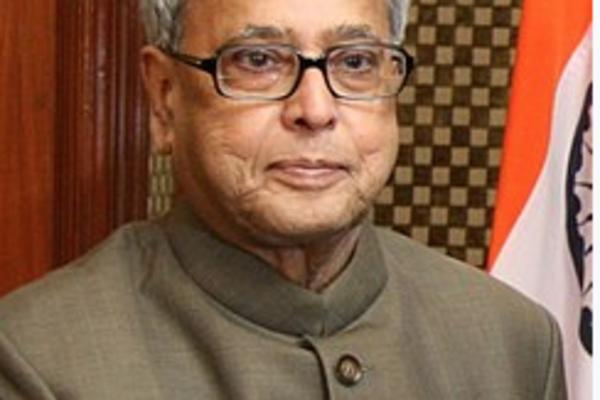 UMRO PREDSEDNIK INDIJE! Mučio se NEDELJAMA, ali VIRUS je bio JAČI!