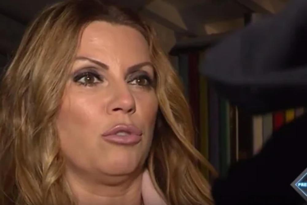 INDIRA SE BAVILA OVIM POSLOM PRE PEVANJA: Nikada nećete pogoditi o čemu se radi!