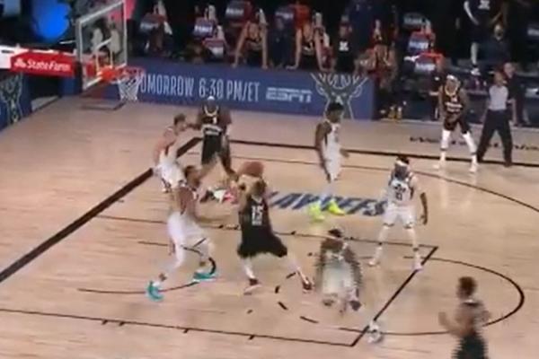 KOŠ ZA POBEDU I VELIKO SLAVLJE: Pogledajte kako je Jokić 'namagarčio' Gobera i odveo Denver u polufinale! (VIDEO)