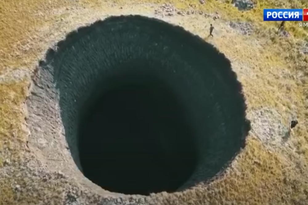 OGROMNA MISTERIOZNA RUPA SE OTVORILA USRED SIBIRA! Ljudi, šta se ovo upravo desilo? (VIDEO)