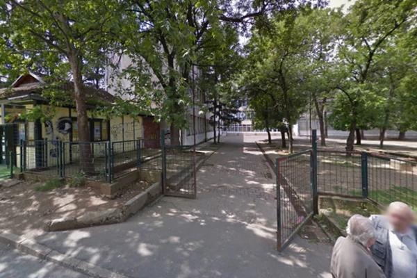 KORONA UŠLA U BG ŠKOLU VEĆ 1. SEPTEMBRA! Poslali dete iako su čekali rezultat testa, MINISTARSTVO HITNO REAGOVALO