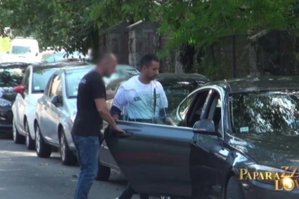 ĐEDOVIĆ U KONSTANTNOM STRAHU, UNAJMIO PRIVATNO OBEZBEĐENJE! Sastao se sa ADVOKATIMA, a oni ga pratili sve vreme