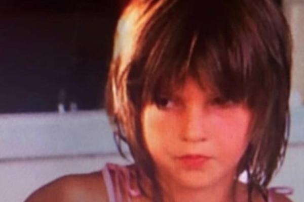 OTKRIVENA TAJNA IZ DETINJSTVA JELENE KARLEUŠE! Bila je veoma SIROMAŠNA, a OVAJ PORODIČNI DETALJ će sve ŠOKIRATI!