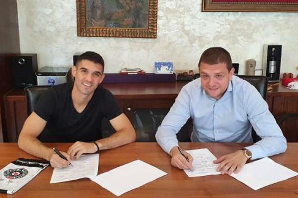 Ujutru bio na treningu, popodne potpisao za Partizan!