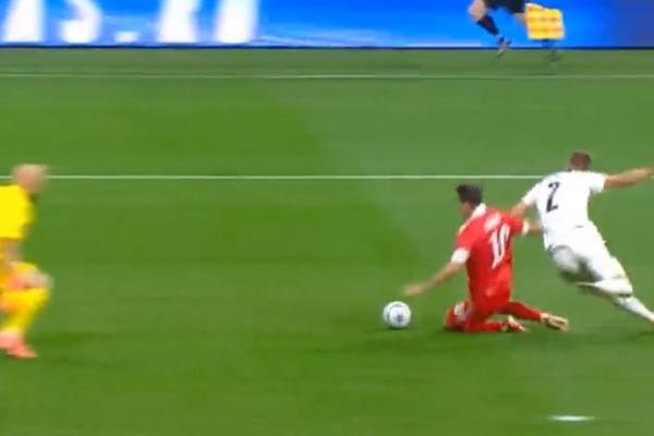 VELIKI KIKS STRAHINJE PAVLOVIĆA: Mladi štoper će dobro zapamtiti svoj debi u reprezentaciji!