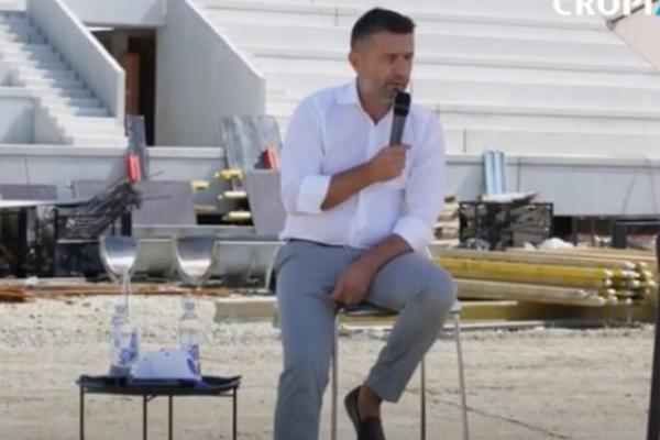 NAVIJAČI BRUTALNO DOČEKALI BJELICU: Nisu mu oprostili što je vodio Dinamo Zagreb! (FOTO)