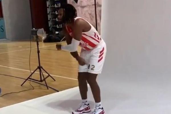 VOLDEN ĐUSKAO, ZVEZDA PREDSTAVILA NOVE DRESOVE: Ovako će crveno-beli izgledati  u predstojećoj sezoni!