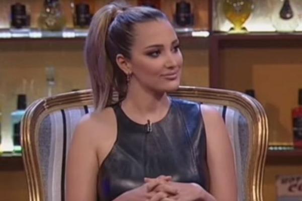 OVAKVU ALEKSANDRU PRIJOVIĆ DO SADA NISTE VIDELI! Zbog onoga što je obukla, svi bulje u OVO!