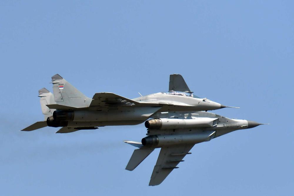 VAŽNO SAOPŠTENJE SRPSKE VOJSKE: Ovo PAŽLJIVO slušaju u celoj Evropi!