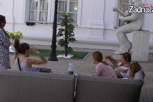 NADICA ISPRIČALA PRETUŽNU PRIČU O KIJINOM OCU! Nije bio tu ni za maturu, deset godina zaboravio svoje dete! (VIDEO)