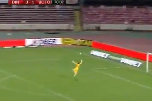 VEĆ IMAMO GOL SEZONE! Ušao sa klupe, pa postigao pogodak za sva vremena!