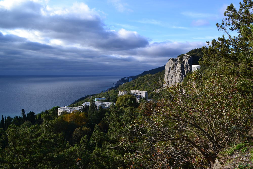 ŠTAB RUSKE CRNOMORSKE FLOTE U PLAMENU: Velika eksplozija u Sevastopolju (VIDEO)