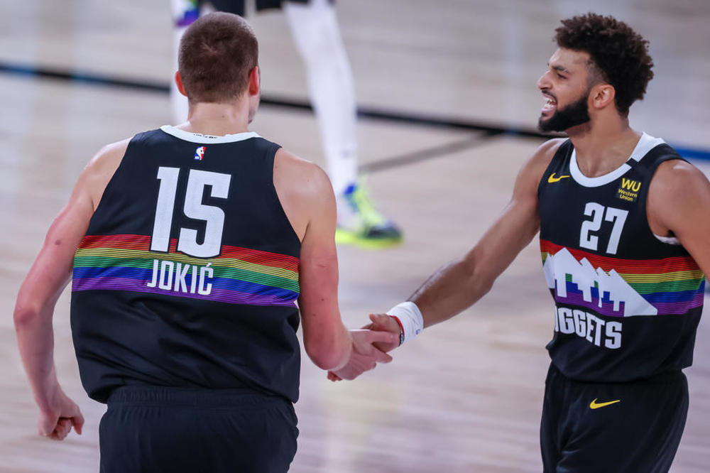 Jokić je večeras bio najbolji igrač na svetu! Ne, ne! On jeste najbolji na svetu, a uz to nije sebičan!