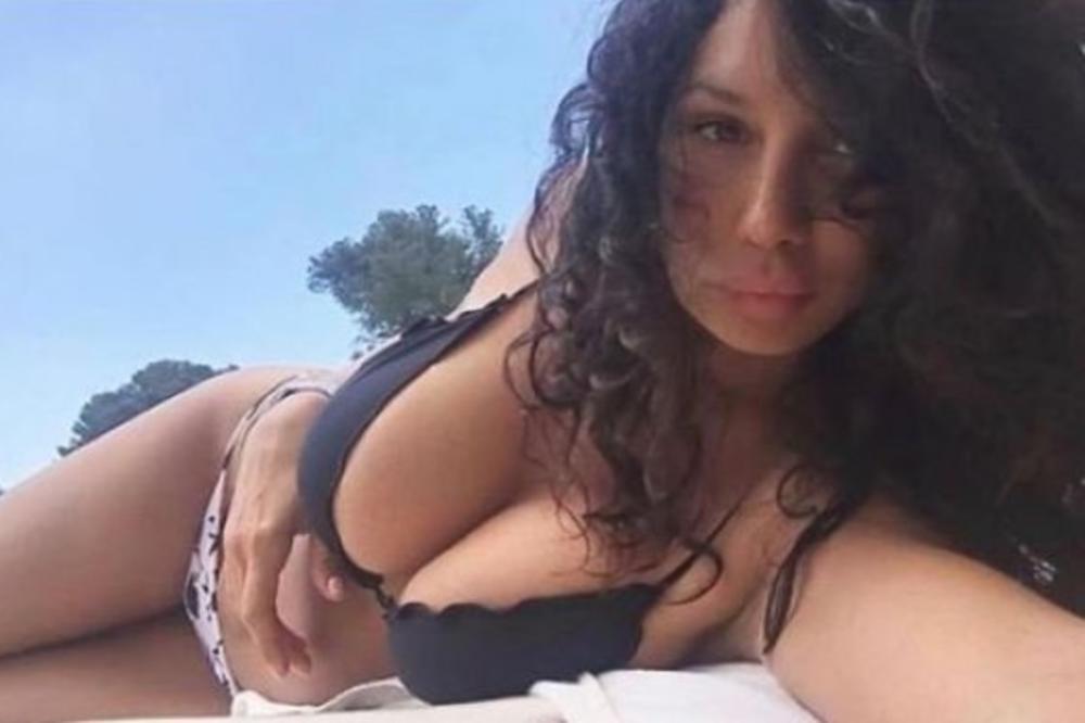 OVA SE*S BOMBA JE MILJENICA SILVIJA BERLUSKONIJA: Bila je na čelu vlade, organizovala mu orgije! EVO ZAŠTO JE VOLI