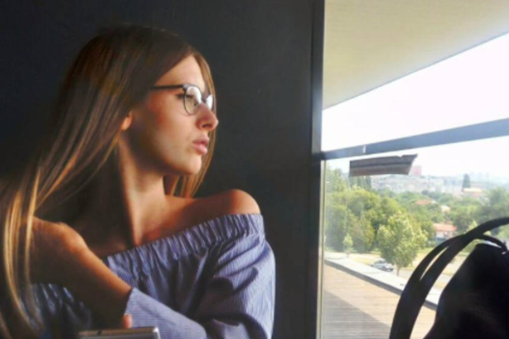 PRIZNANJE ''MATIĆEV ŠAL'' dobila je Lena Volgin za zbirku pesama "Cvet u jami"