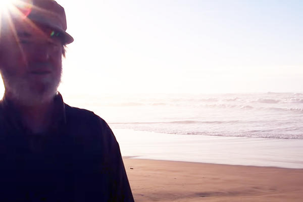 VESELI ''MORNAR (KOJI JE IZNEVJERIO MORE)'' JE NOVI SINGL I SPOT SACHERA