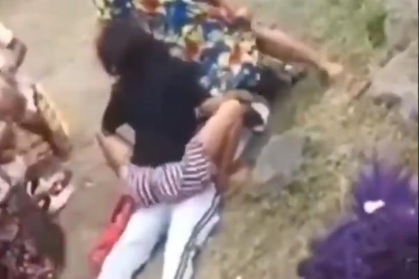 NEVESTINE SESTRE SU REŠILE DA PRED SVADBU TESTIRAJU MLADOŽENJU: Mlađa je sela na NJEGA, a starija ZADIGLA SUKNJU!