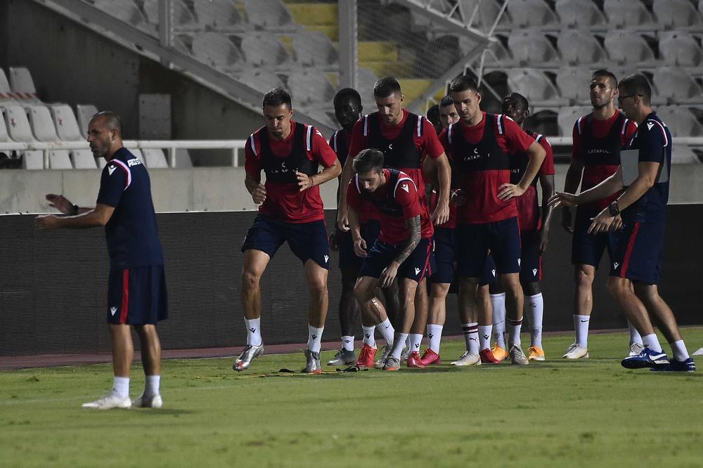 NAJNOVIJA VEST: Zvezda prodala još jednog fudbalera - 400.000 evra se sliva u kasu kluba!