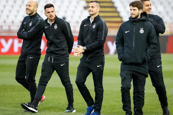 NEMANJA MILETIĆ U OLIMPIJAKOSU: Igrao u Partizanu, pa iznenadio sve novim klubom!