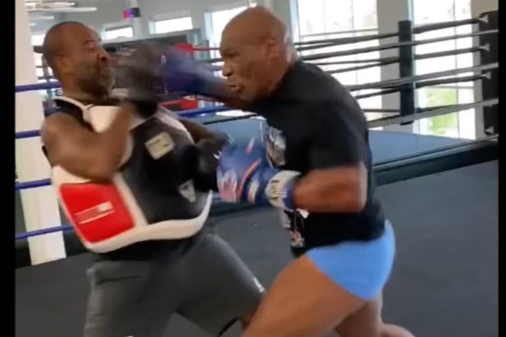 TAJSON ZAMALO OTKINUO GLAVU TRENERU!!! Snimak sa poslednjeg treninga GVOZDENOG obišao planetu! (VIDEO)