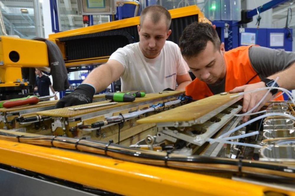 DANAS ISTIČE PRIJAVA FIRMI ZA DRŽAVNU POMOĆ! Prva rata biće uplaćena 8. aprila za preko milion radnika!