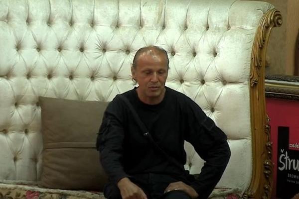 KARAĐORĐE  U PAROVIMA PLAKAO KAO KIŠA! Za sve je kriva Aleksandra Subotić! (FOTO)