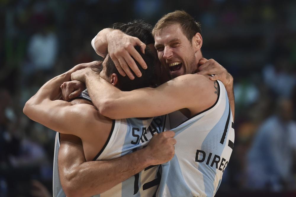 LEGENDARNI KOŠARKAŠ NEĆE DA ĆUTI: Argentinac digao BURU zbog Kampaca!