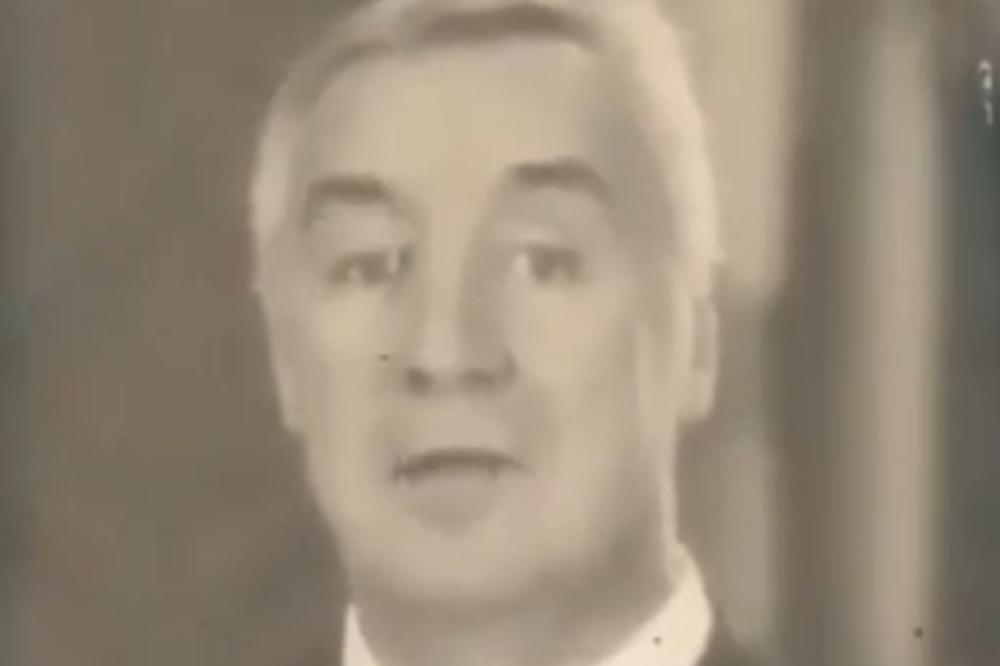 POGLEDAJTE KAKO MILO ĐUKANOVIĆ PEVA ČETNIČKU PESMU: Zbog ovog SNIMKA ceo REGION plače od SMEHA! (VIDEO)