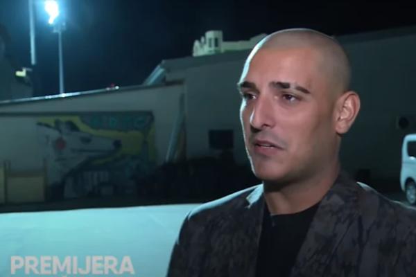 DARKO LAZIĆ PRETI, PSUJE I PONIŽAVA VOZAČA: Sramno ponašanje, BRUTALNO NEPOŠTOVANJE: Hoćeš da te cimnem GLAVOM?!