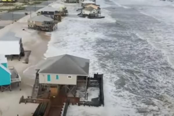 URAGAN "SALI" JE POTOPIO AMERIKU: Tamo je sad KATASTROFA (VIDEO)