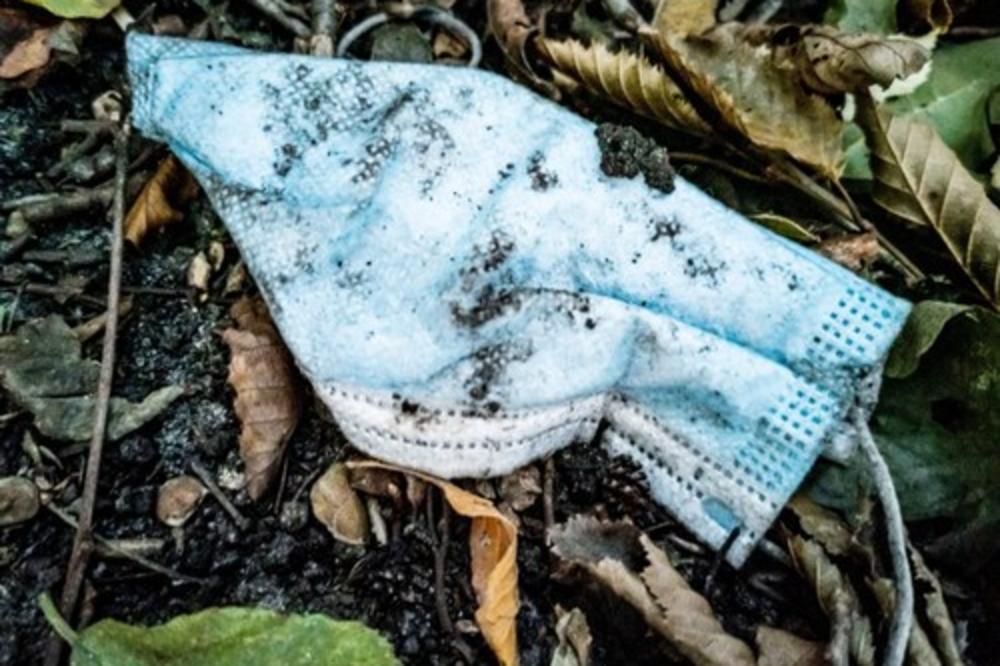 FRANCUSKA BUKTI U PLAMENU KORONE! Za 24 sata više od 30.000 novozaraženih, UVODI IM SE POLICIJSKI ČAS!