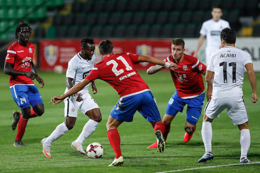 TRENER PARTIZANOVOG PROTIVNIKA BESAN NA SUDIJIE: Sudije nas pokrale, to su neprofesionalci! Napravili su 2 greške!