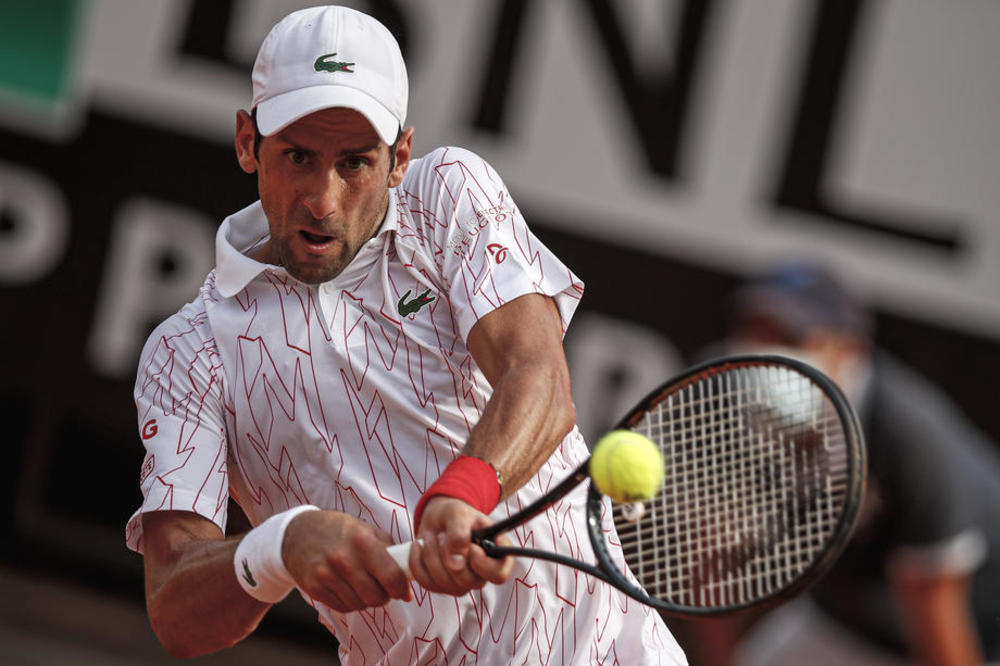 NOVAK U FINALU RIMA: Đoković sam protiv svih - smeši mu se još jedan trofej!