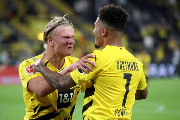HALAND ODMAH TERORIŠE U BUNDESLIGI: Dortmund pokazao svetu novo čudo od deteta i to sina velike legende!