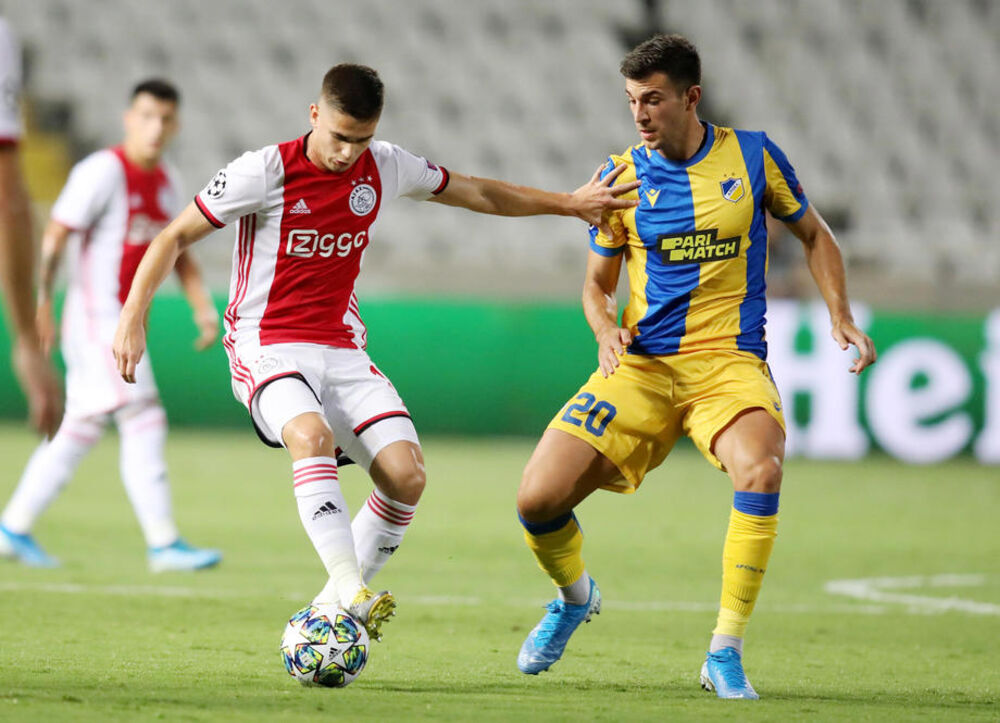 Andrija Pavlović, Razvan Marin