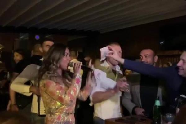 MARKO NIKOLIĆ KITIO BAJU MALOG KNINDŽU: Žestoka proslava šampionskog pojasa u jednom beogradskom klubu! (VIDEO)