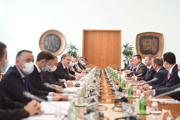 EVO NA ŠTA ĆE OTIĆI MILIJARDE DOLARA: Novac koji je obećao GRENEL ide u 5 OBLASTI!